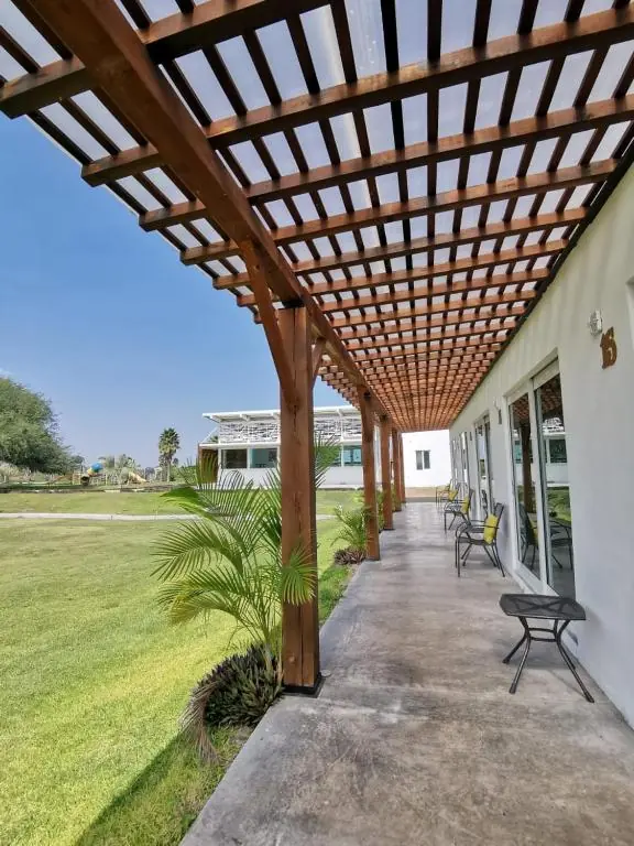Small Double Room - Hotel Los Lirios exterior and gardens